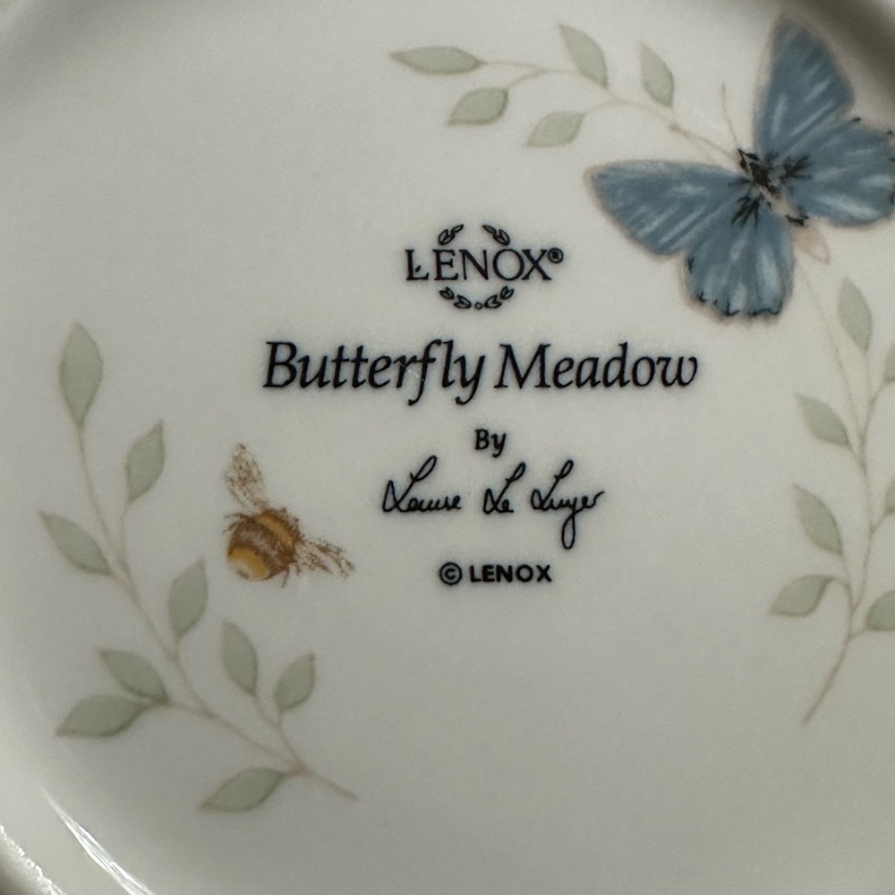 🧡Lenox Butterfly Meadow Beehive Honey Pot with Floral Design🧡 - Picture 10 of 12